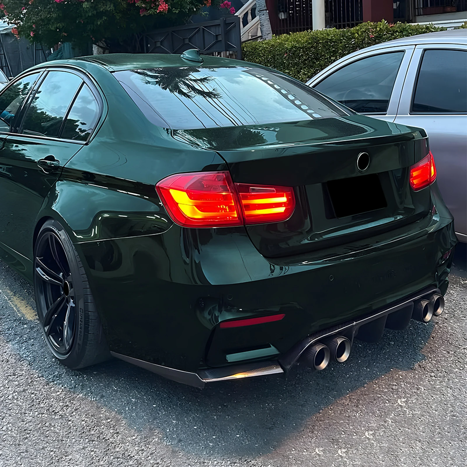 

For BMW F80 M3 F81 F82 F83 M4 2014-2019 Rear Bumper Diffuser Lip Carbon Fiber Look/Gloss Black Tail Boot Spoiler Splitter Guard