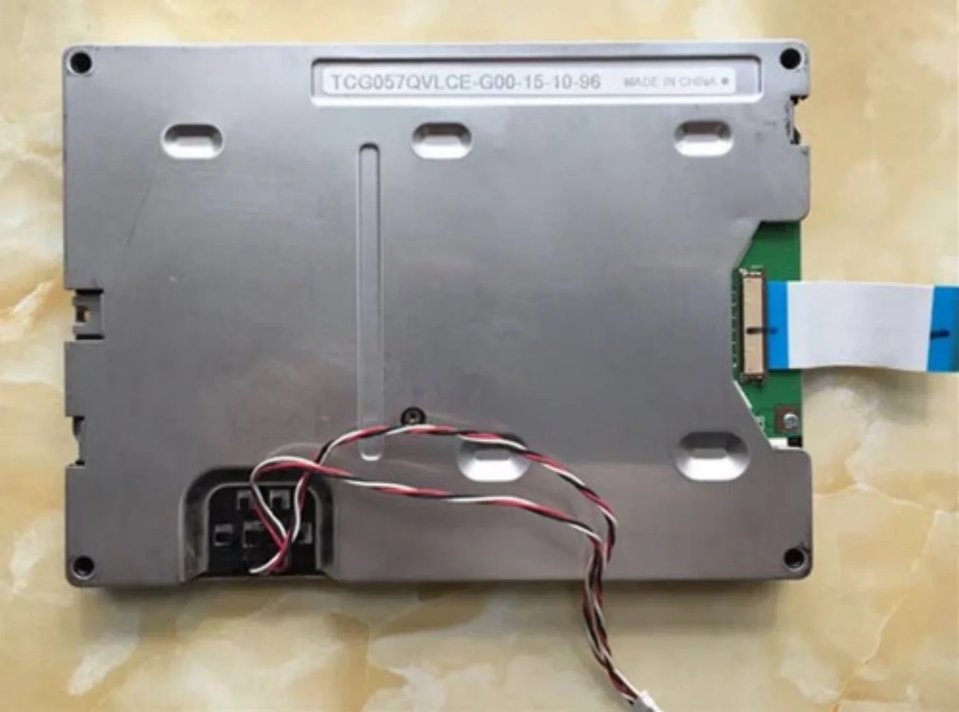 Ecran-d'affichage-lcd-tcg057qvlce-g00