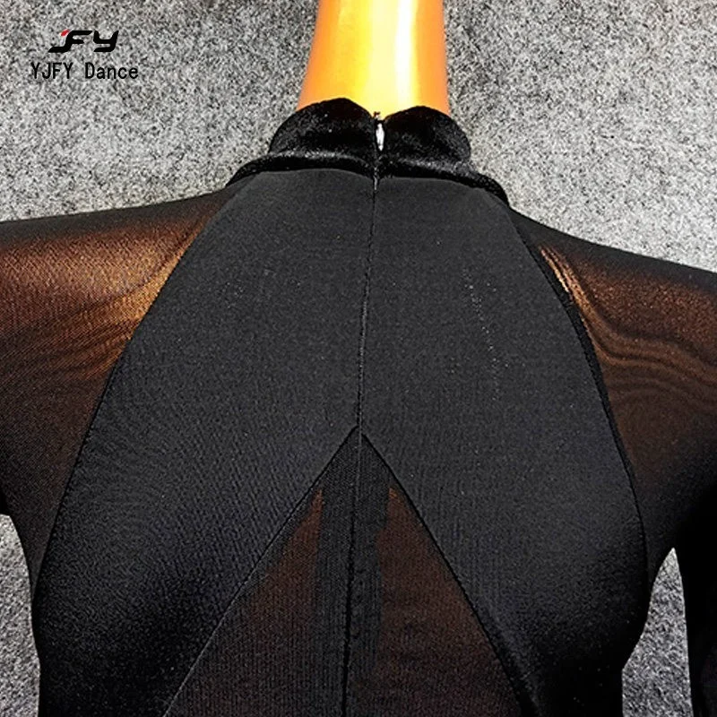 ชุดเต้นรำละติน, กระโปรงแบบชิ้นเดียว, ชุดฝึกซ้อมสำหรับผู้ใหญ่, ชุดมาตรฐานสากล, ชุดนักเรียน