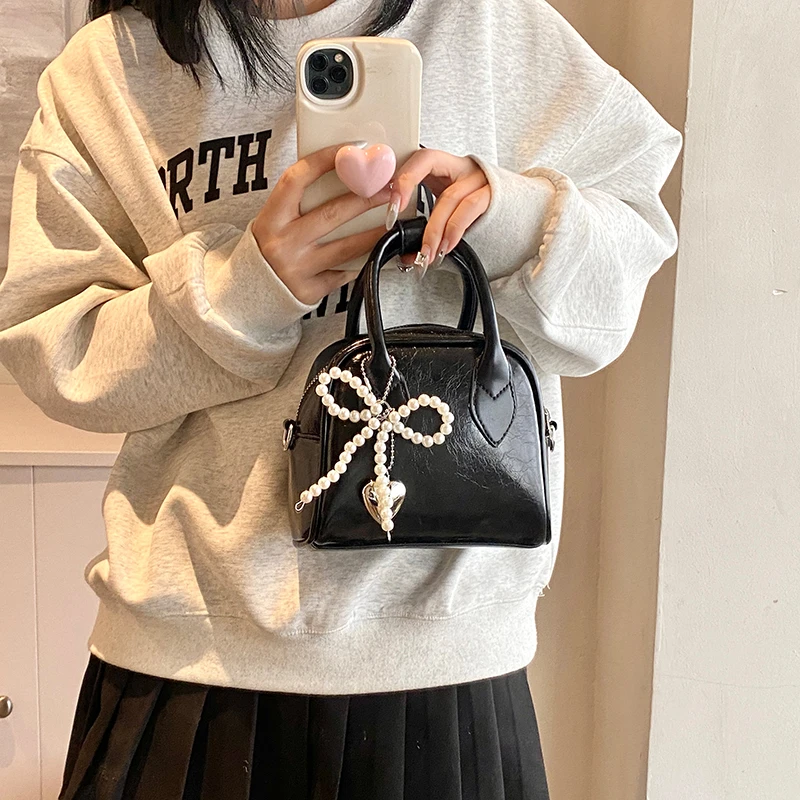 Design Mini PU Leather Short Handle Shoulder Bag For Women 2024 Korean Fashion Handbags Females Simple Silver Crossbody Bags