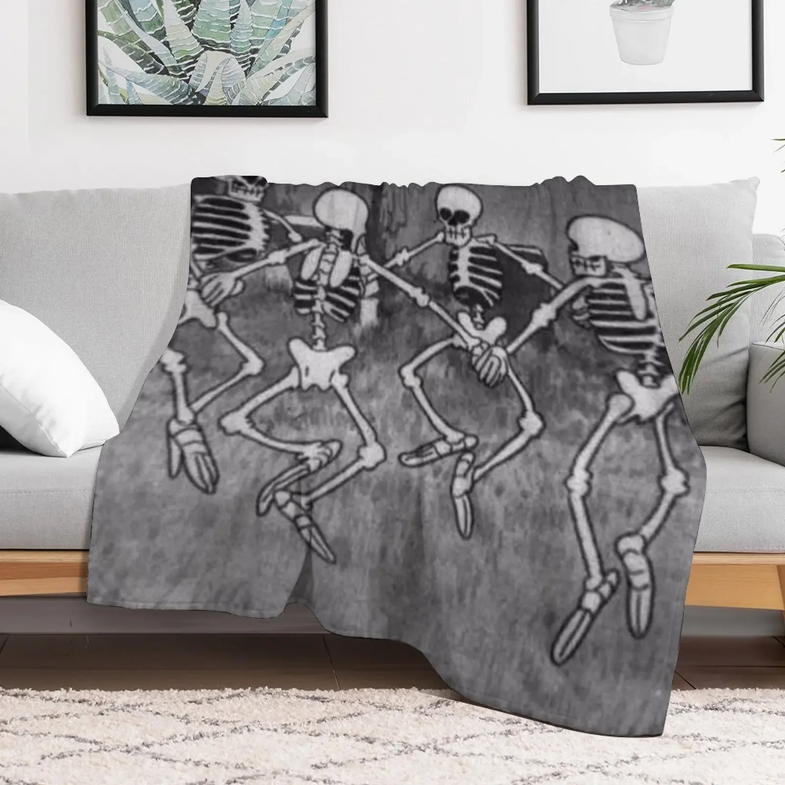 Old Cartoon Dancing Skeletons Throw Blanket Versatile Cozy Throw Blanket for All Occasions