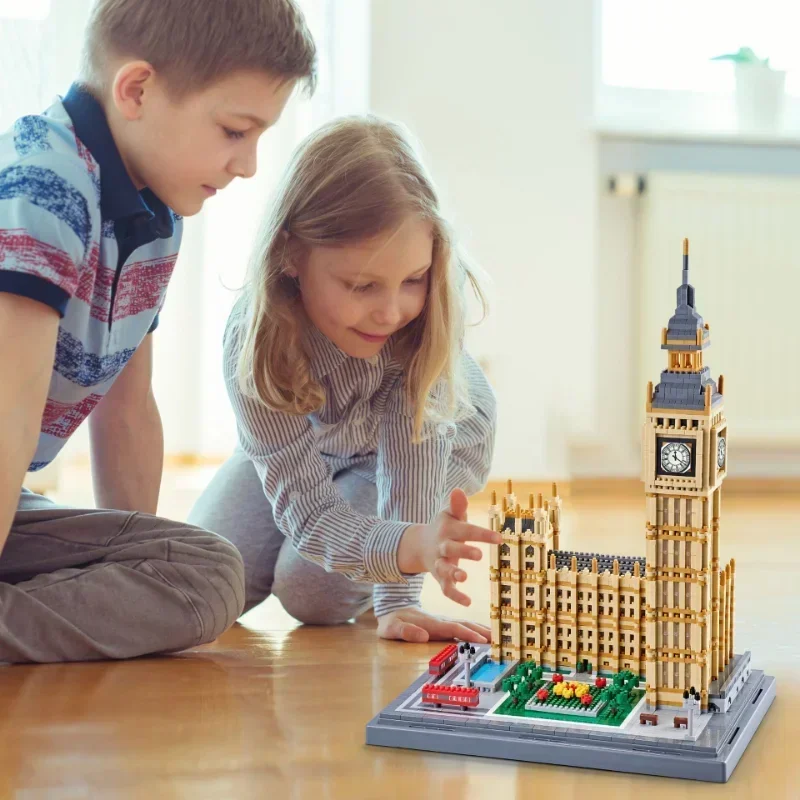 Nieuwe Big Ben-bouwstenen uit de architecturale serie 2024. Versier driedimensionaal montagemodel voor kinderen en volwassenen