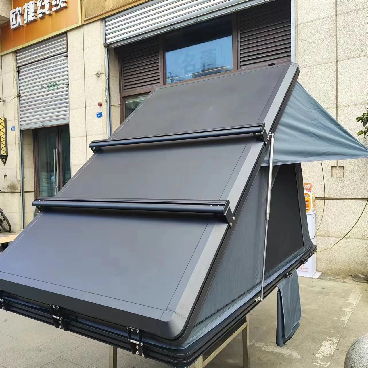 Tienda de campaña para techo de coche, carpa triangular de aluminio con carcasa dura, ideal para senderismo al aire libre, 2-3 personas, Australia, venta al por mayor