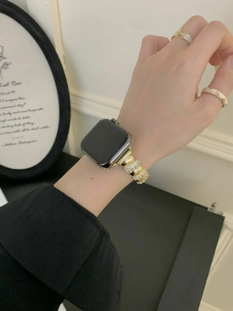 

Металлический блестящий ремешок с эффектом алмазного вихря для iWatch 38 мм, 40 мм, 41 мм, 42 мм, 44 мм, 45 мм, 49 мм, модный ремешок