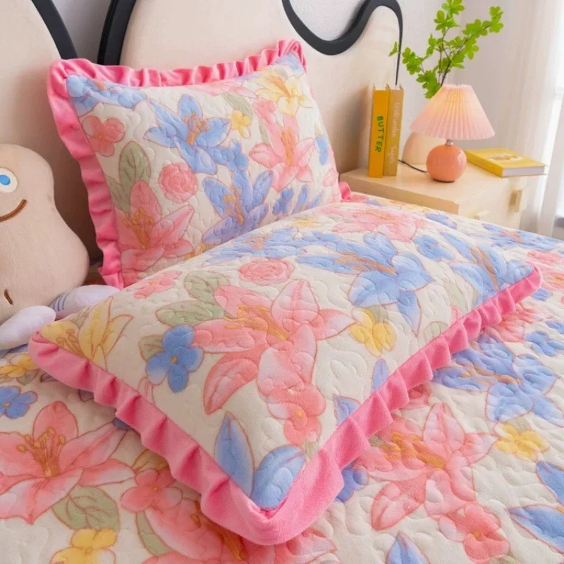 2Pcs/Set Milk Fleece Fabric Pillow Cover 48x74cm, Ruffled Edge Warm Soft Pillowcase for Bedroom ,Autumn / Winter Quilted Cover