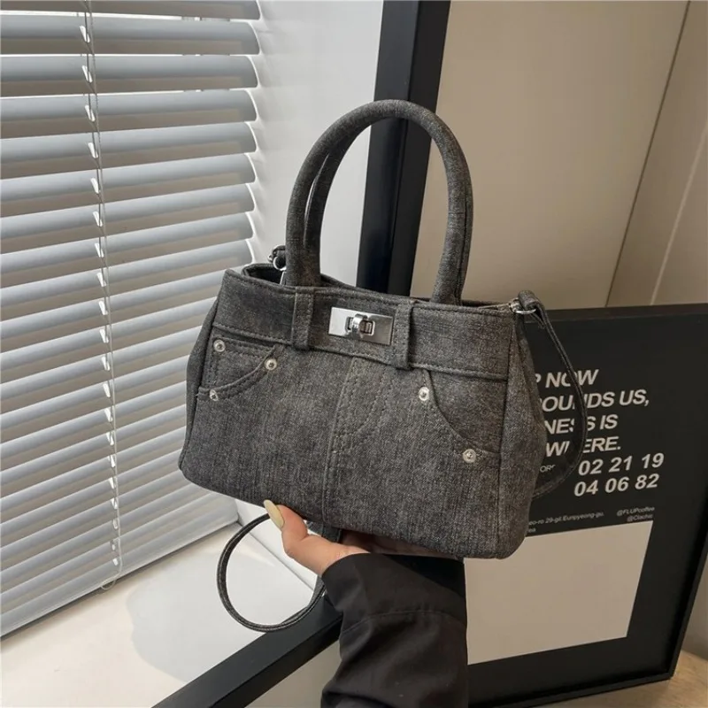 

Лето 2022, новая высококачественная модная маленькая сумка, простая женская сумка, популярная универсальная сумка через плечо, модная сумка