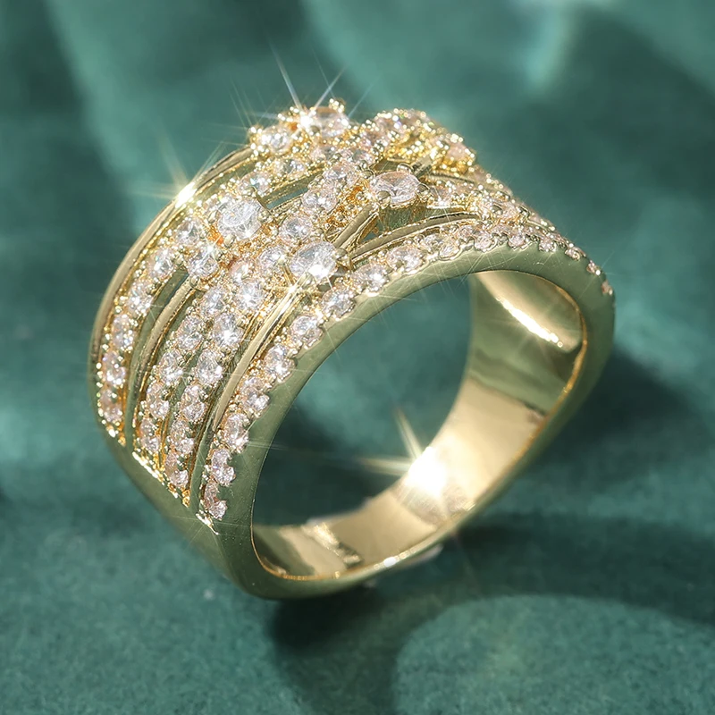 Schillernder goldfarbener, mit weißen CZ-Steinen besetzter Damenring mit geometrischer Form für den täglichen Gebrauch, Partyschmuck – Detail 4