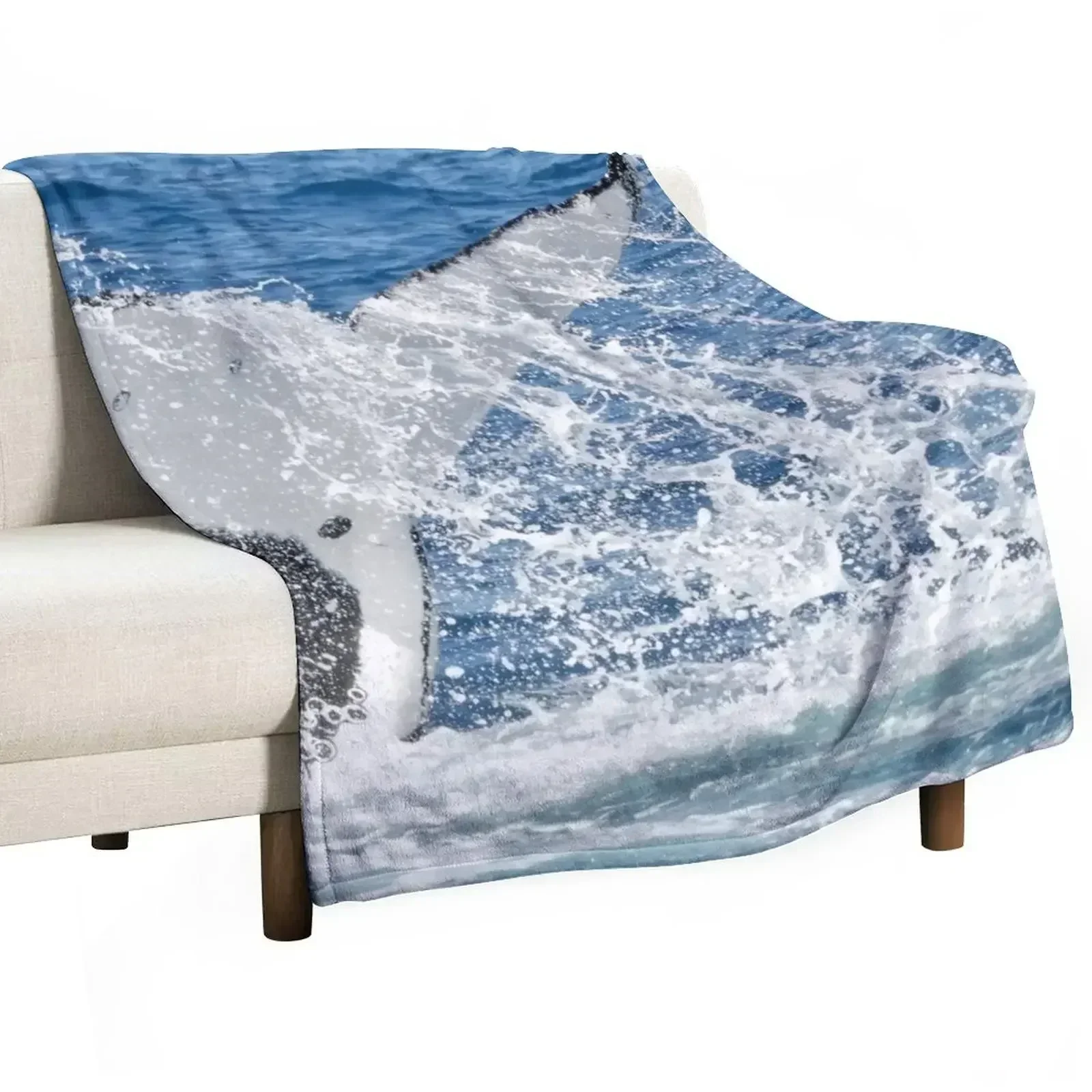 

Whale watching tail splash spray in Hervey Bay Throw Blanket Weighted Bed Fashionable Summer Beddings Soft Big Blankets