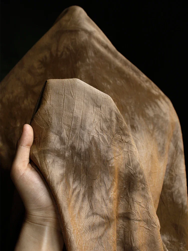 

Окрашенная в галстук плиссированная ткань Креативная юбка Одежда Дизайнерская одежда Швейная ткань Оптовая продажа Ткань на метр Материал «сделай сам»