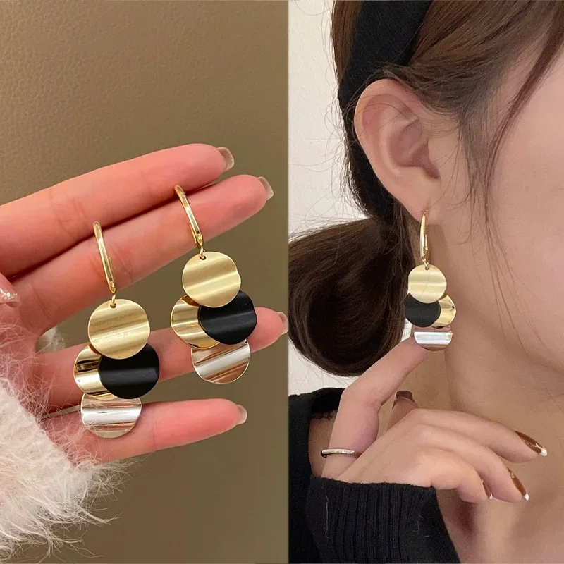 Korean Fashion Circular Metal Sheet Earrings for Women Fashionable Vintage Versatile Temperament Trend Luxury Quality Jewelry