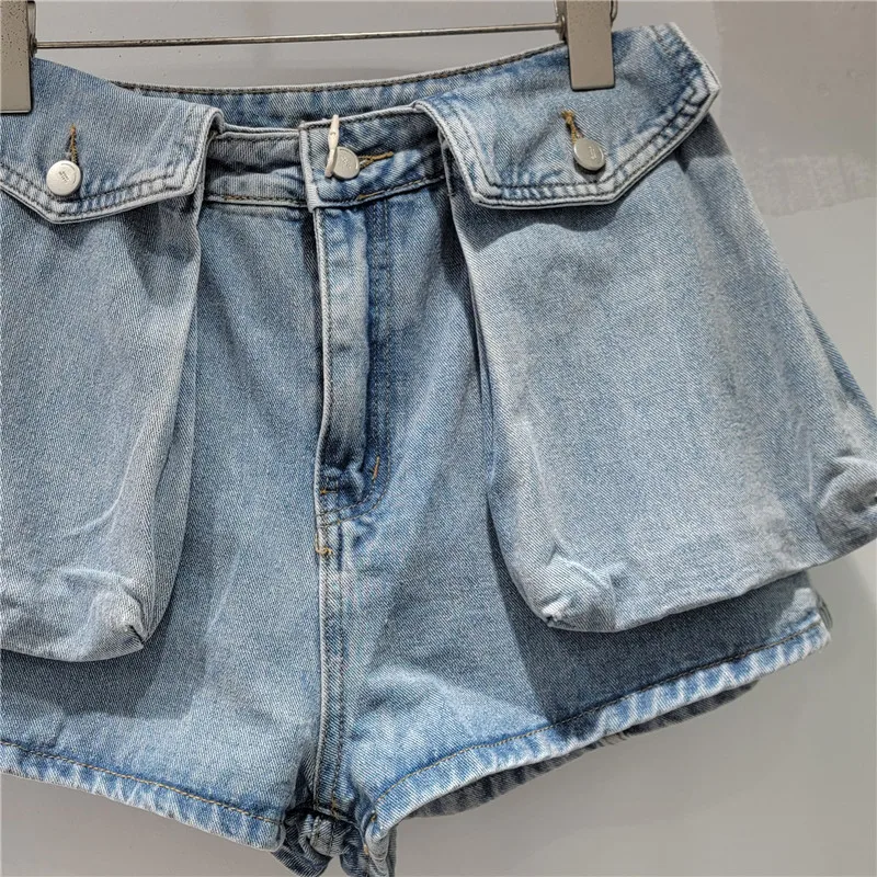 Three-dimensional Big Pocket Fashion Denim Shorts Women 2025 Summer New Solid Color Versatile Loose Slim A-shaped Wide-leg Pants