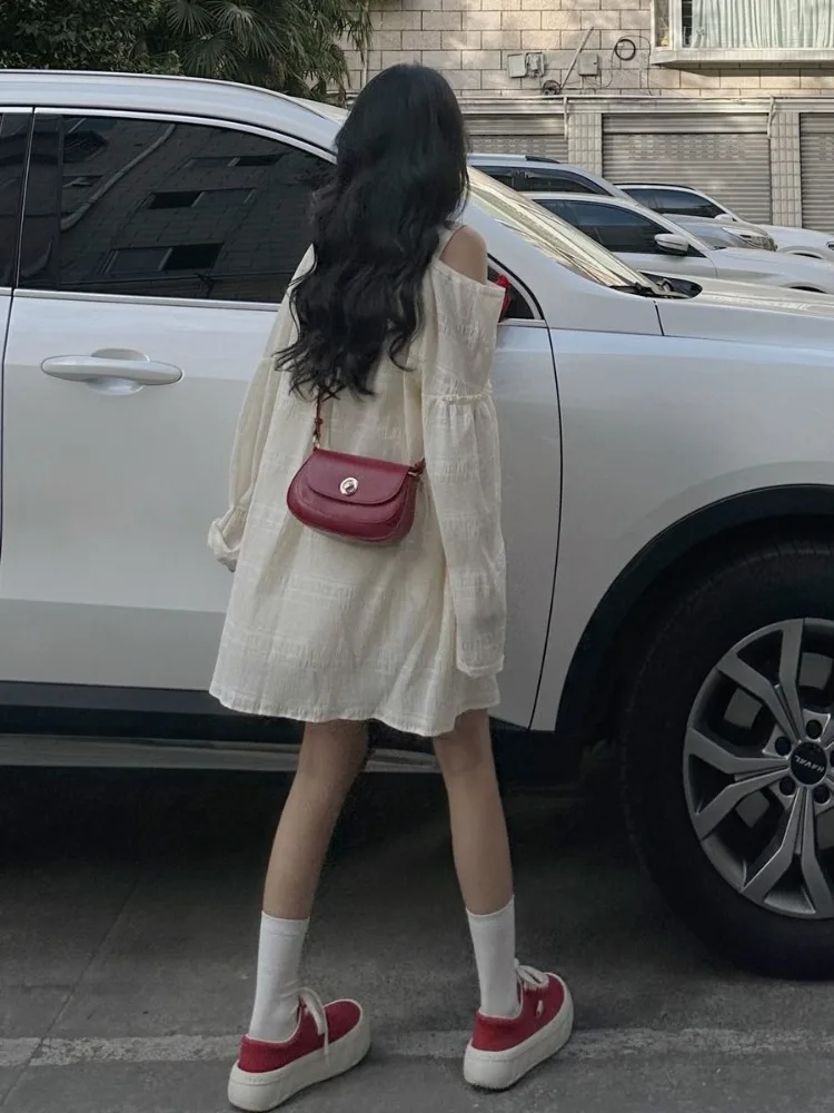 فستان نسائي بدون أكتاف مفرغ وأكمام طويلة موضة الربيع الصلبة ورقبة دائرية فساتين قصيرة حلوة للسيدات كاجوال #3