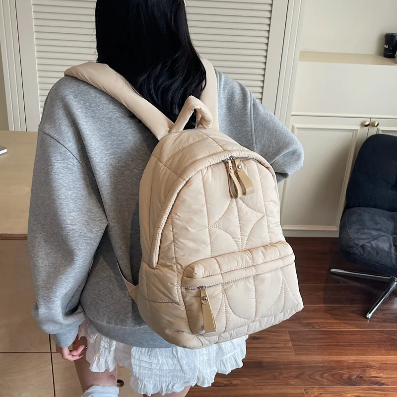 Ransel Wanita Fashion Korea Tas Sekolah Berlapis Nilon Solid Ransel Mahasiswa untuk Perjalanan Harian Mochilas