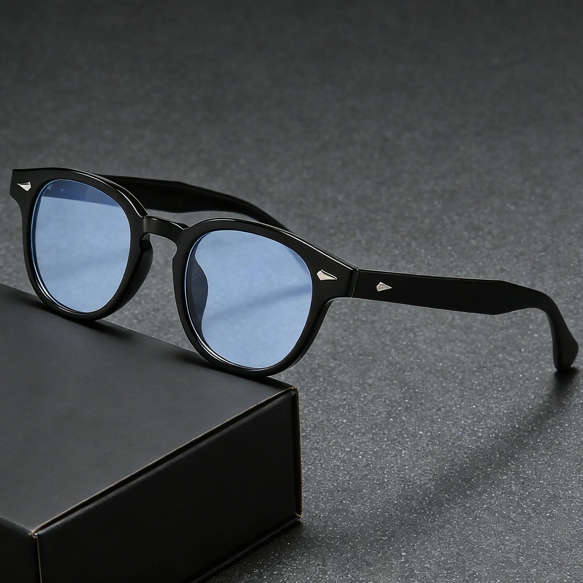 

Johnny Depp Style Retro Round Blue Shades Sunglasses Women Fashion Rivet Decoration Shades UV400 Men Punk Leopard Sun Glasses