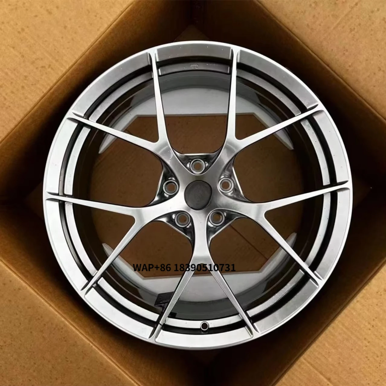 

Кованые колеса из алюминиевого сплава OEM с несколькими спицами, хромированная отделка, универсальное приспособление для печатного диска шириной 8,5-11J, 108–120 мм, новинка