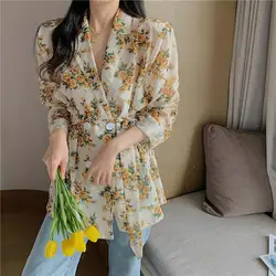 Camicia floreale con fasciatura con scollo a v stampata Vintage abbigliamento donna 2022 autunno New Loose Sweet top All-match Office Lady camicetta