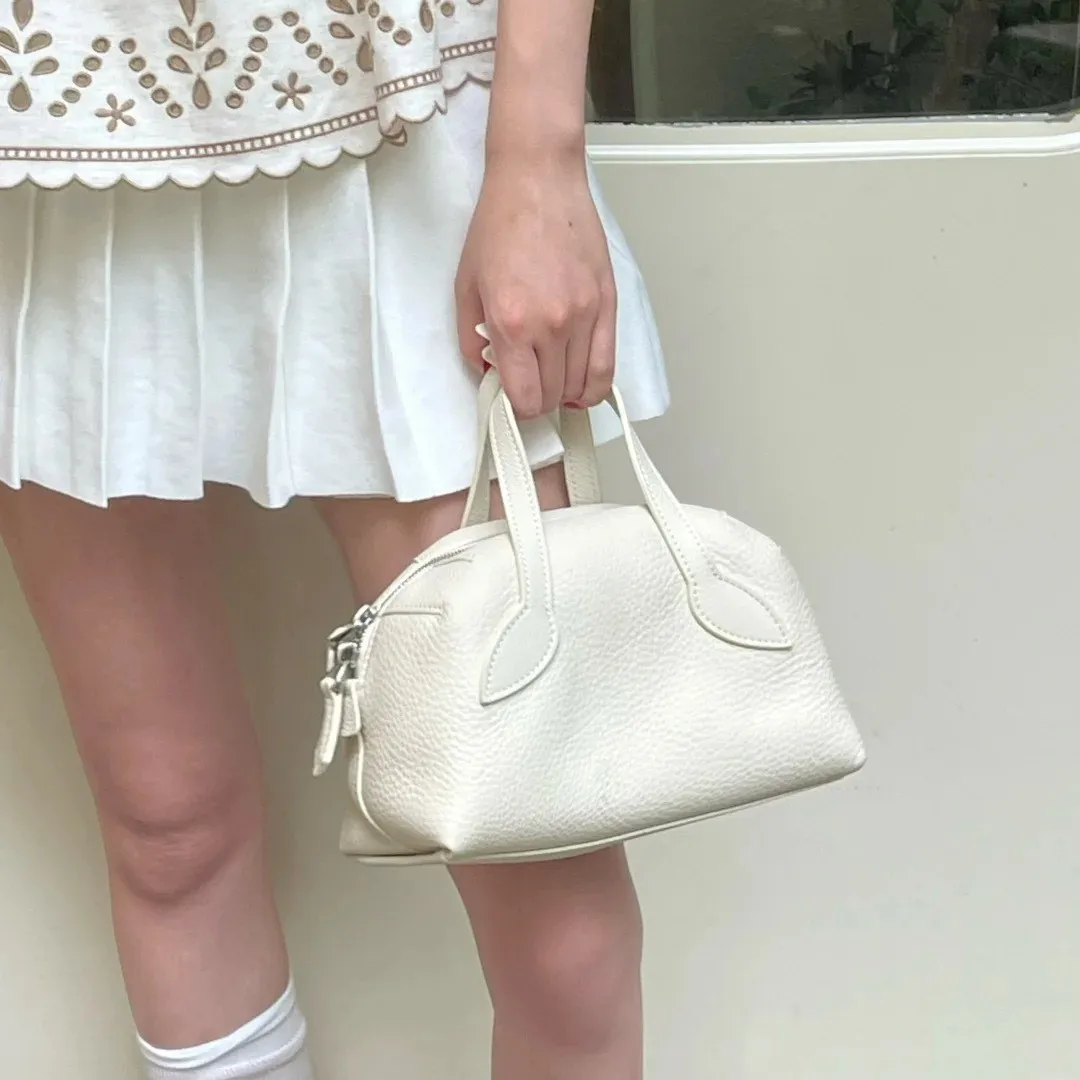 

Women Shoulder Bag Real Leather Handbag Clutch Purse Pillow Bag Versatile Simple Commuter Cowhide Messenger Bag