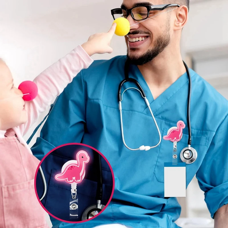 حامل شارة هوية ممرضة متوهجة في الظلام ، مشبك قابل للسحب للديناصورات ، مناوبة ليلية ، هدايا مضيئة ، متينة ، 5 *