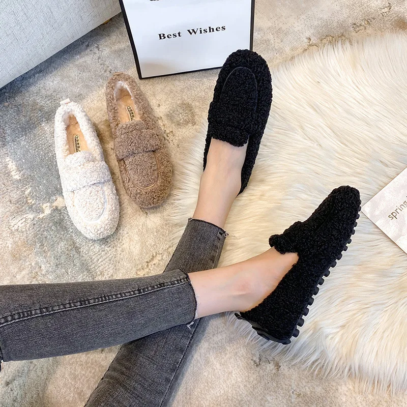 2022 New Arrival Women's Winter Plush Bean Shoes Fashion Lamb Wool Round Head Design Outdoor Casual Warm Loafers Plus Size 33-43