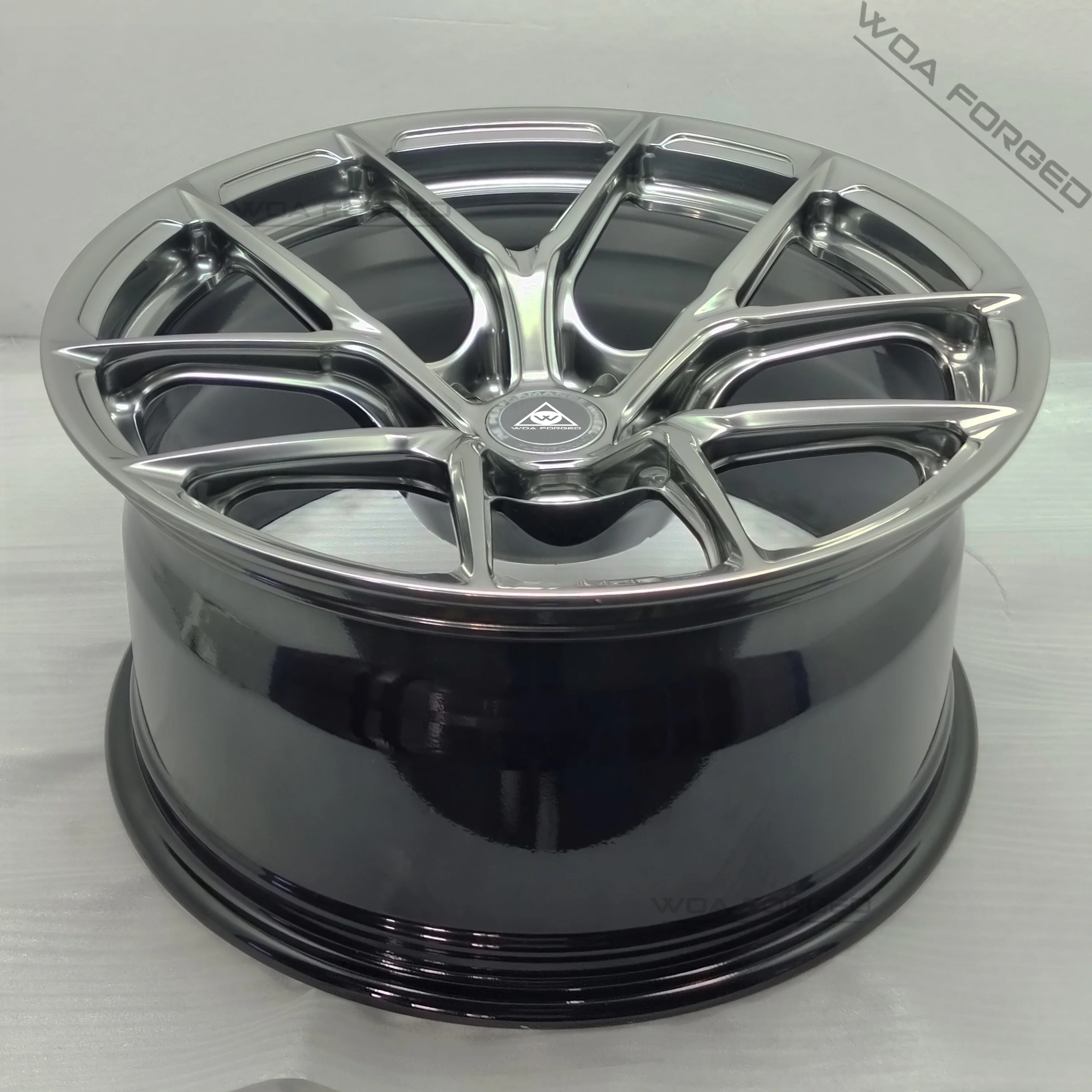 P101SC Personalizowane felgi kute o wysokiej wydajności, kolor DB Silver Bright Silver, rozstaw śrub 5x120 5x114.3 5x100 PCD, do samochodów osobowych HR