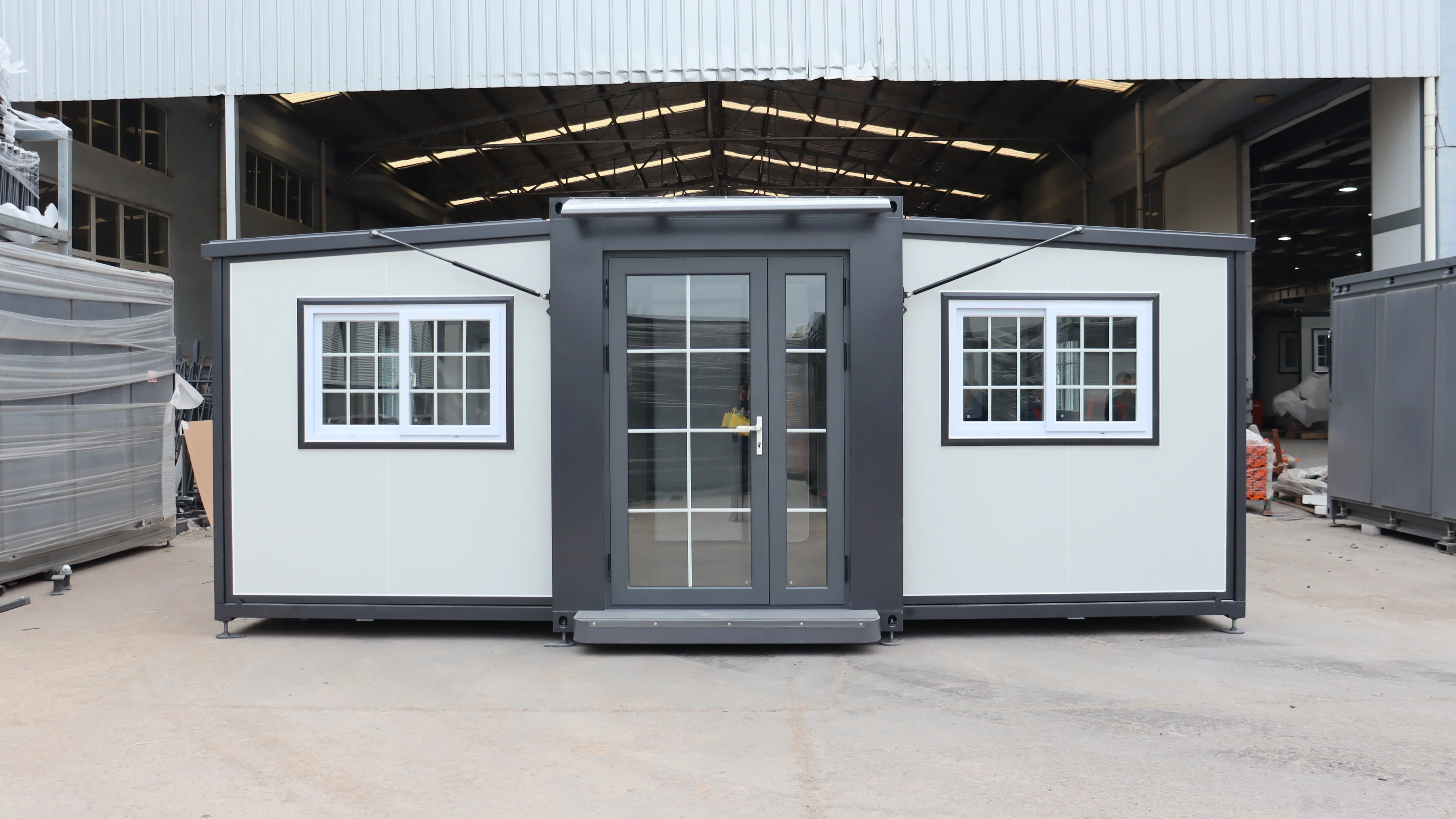 Light Steel Structure 20FT Tiny Prefab Mobile Home Movable Foldable Container House