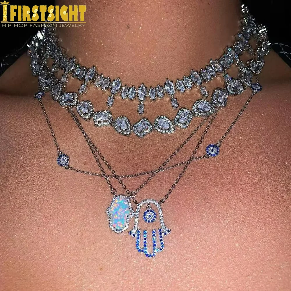 جديد مثلج خارج بلينغ هندسية تشيكوسلوفاكيا العنقودية تنس قلادة فاخرة 5A مكعب زركونيا المختنق للنساء الهيب هوب مجوهرات