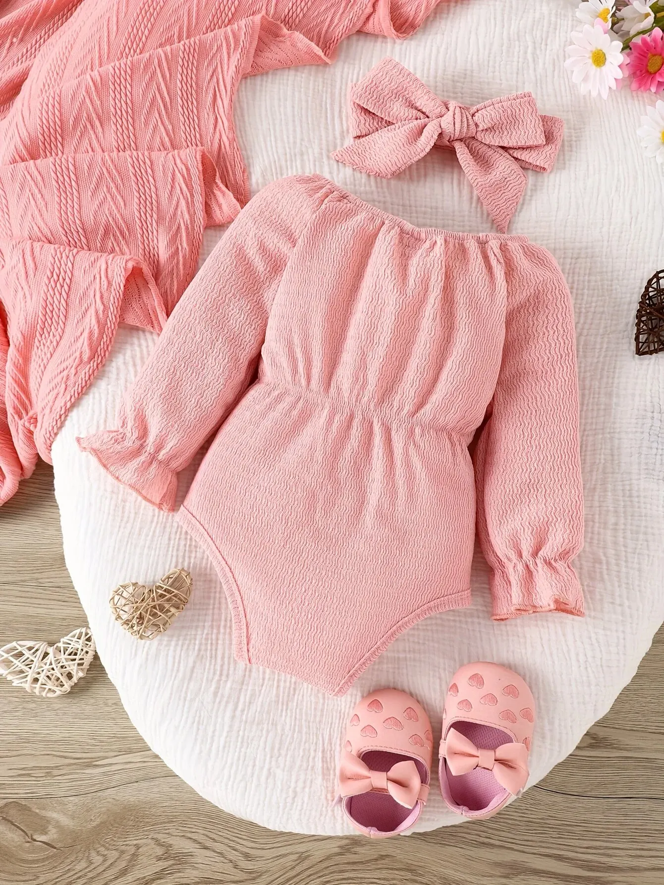 Baby Baby Spring and Autumn Cute Fashion Sweet Foreign Style Bow Pink Long Sleeve Onesie + Kerchief Baby Dwuczęściowy zestaw