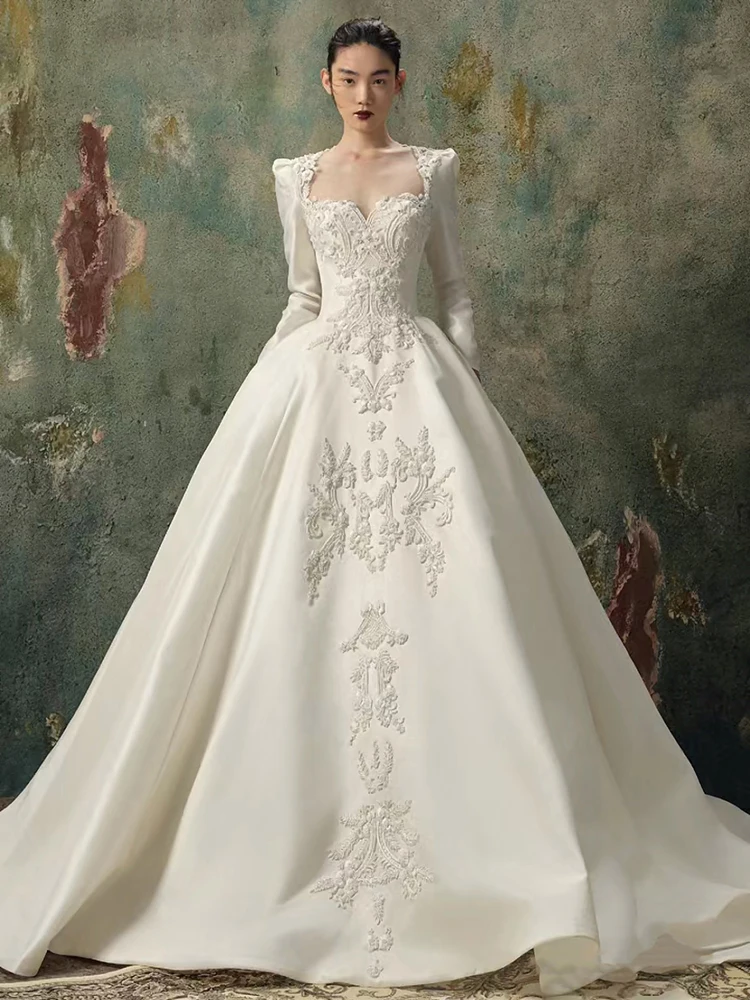 Matrimonio lungo in raso di seta Dr 2025 Nuovo abito da sposa Sle Alta qualità Ingresso vintage Matrimonio Dr Small Stature