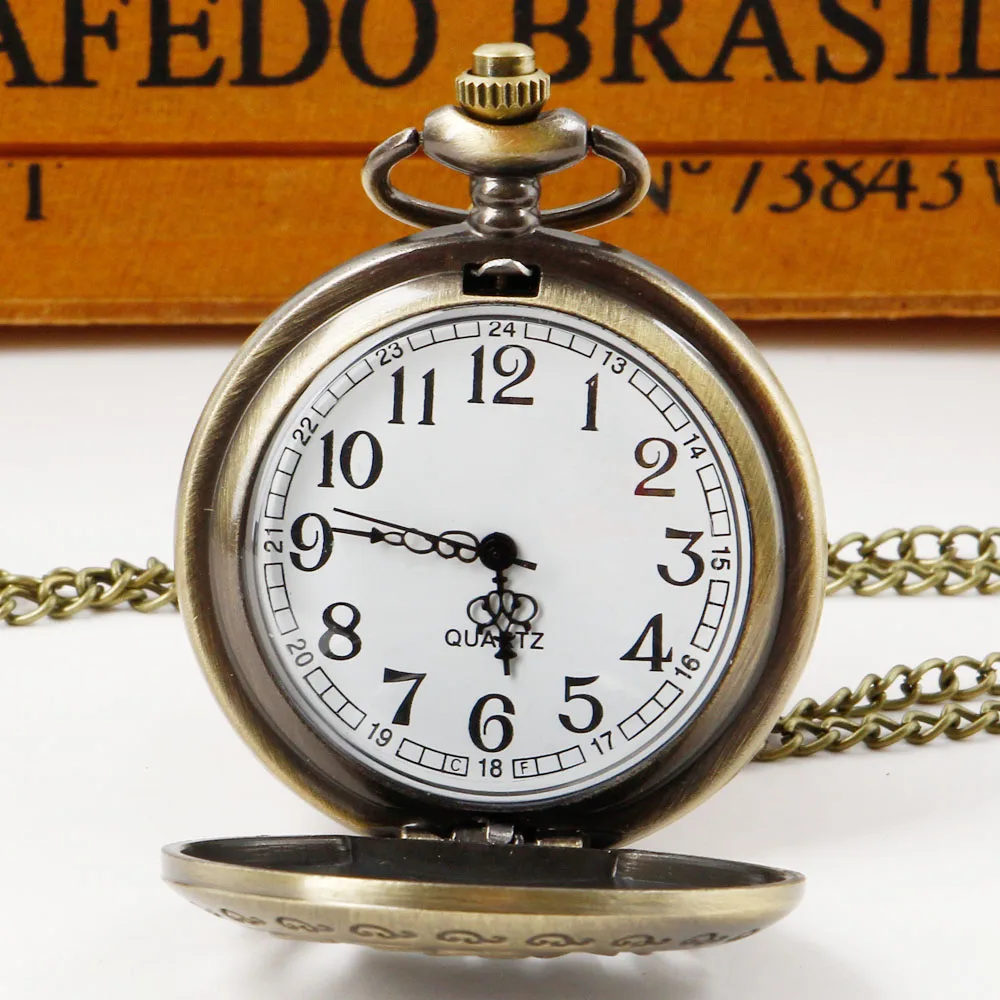 Bronze Retro Hollow Rose Flowers Design Quartz Antique Pocket Watch Necklace Watch Old Fashioned Pendant Clock