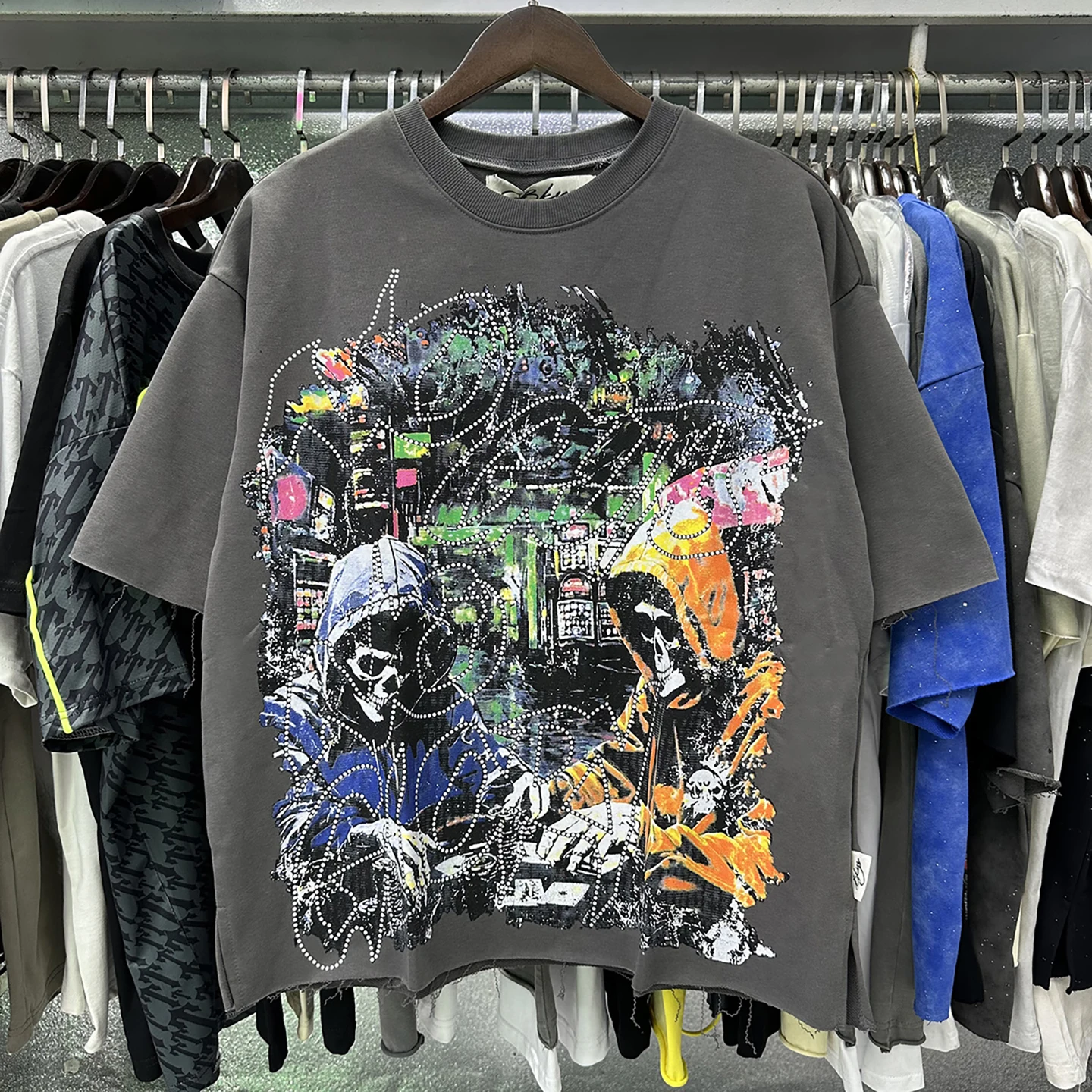 bkys-creative-skeleton-poker-battle-print-glitter-t-shirt-short-sleeve-vintage-washed-american-style-cotton-loose-fit-men's-t