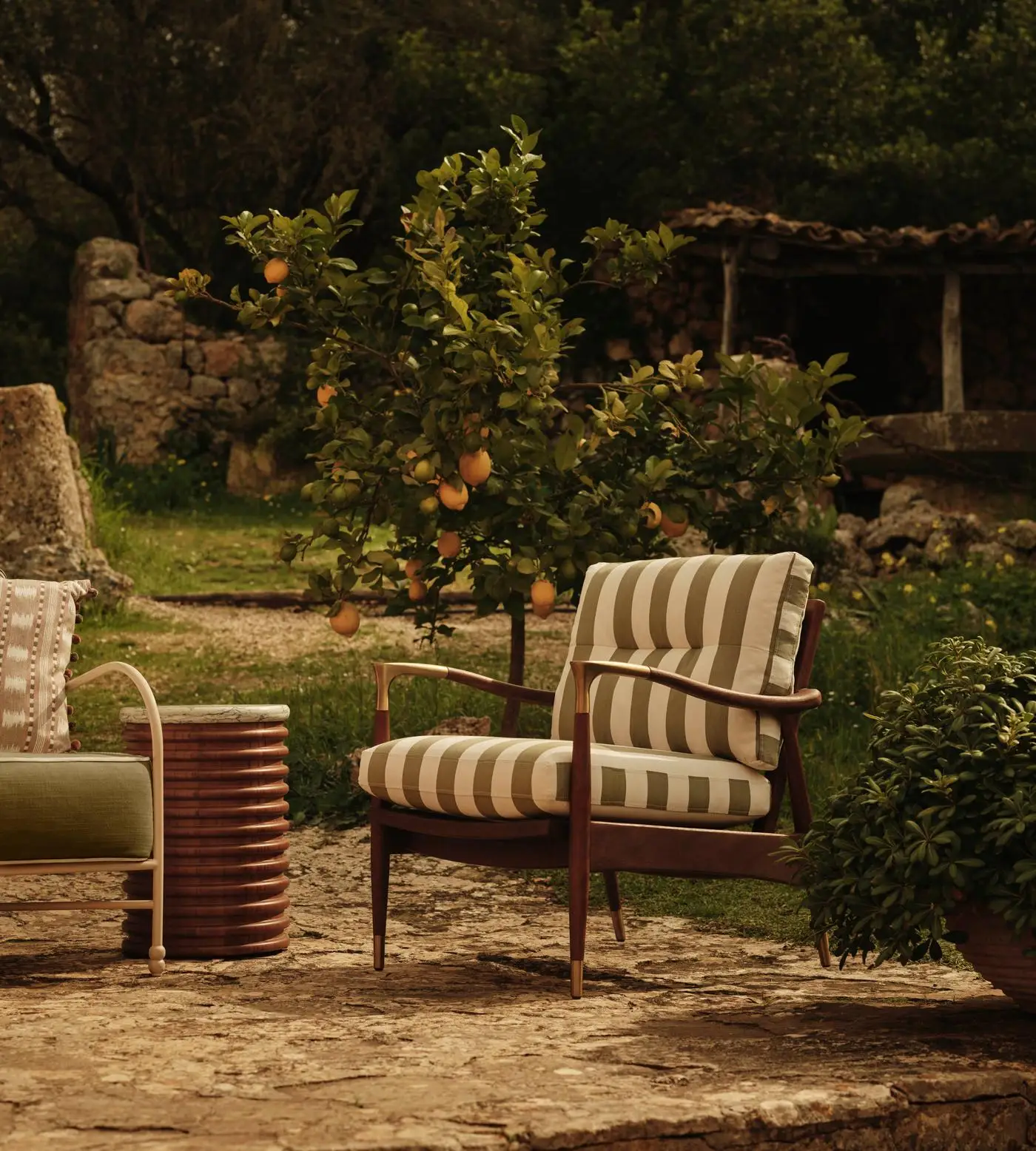 ！@Modern Luxury Three-Seat Aluminum Garden Sofa Set for Home Hotel or Leisure for Outdoor Living Room or Courtyard