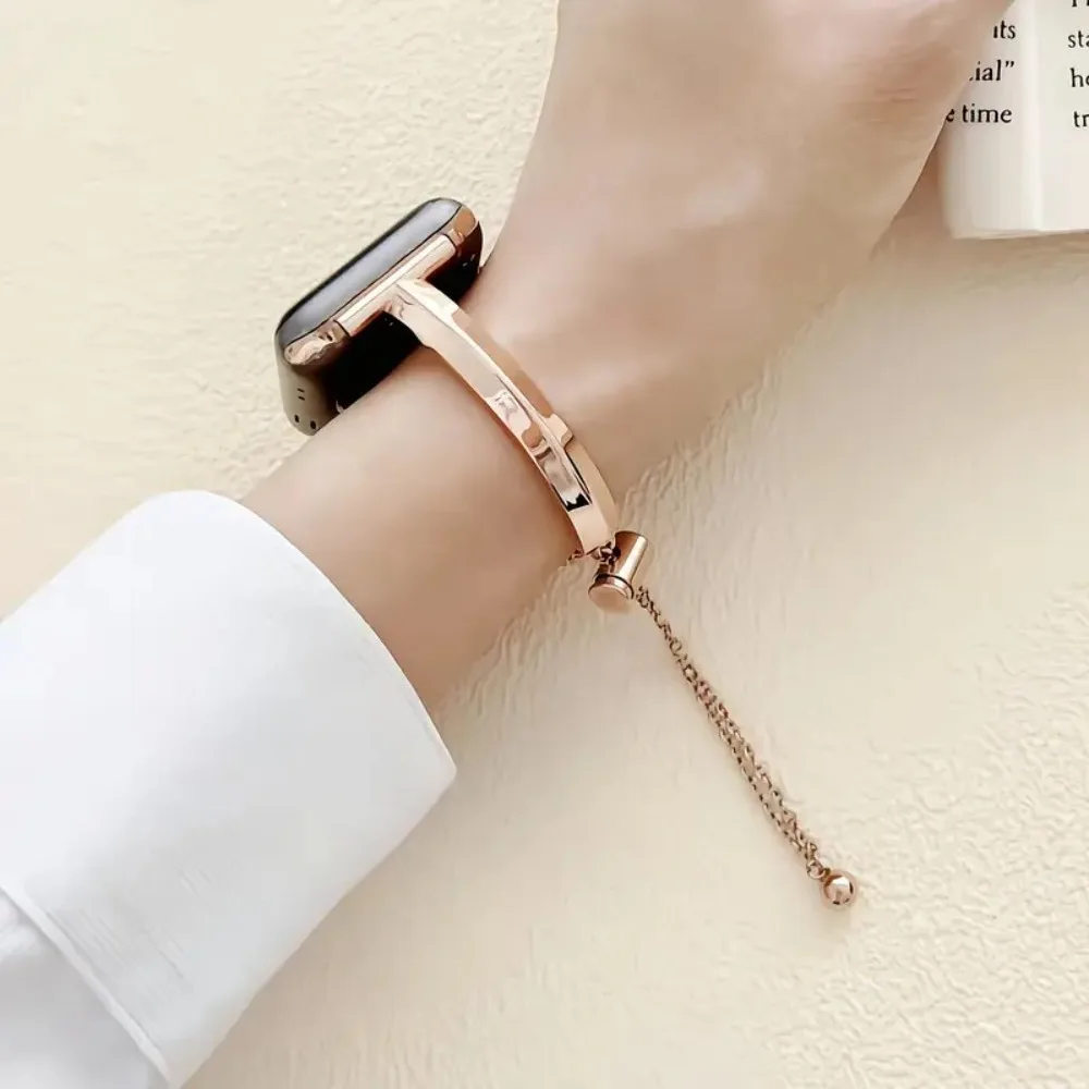 Jewelry buckle strap is suitable for 38-49 mm sizes and is compatible with the iWatch S10-1 SE Ultra series (watch not included)
