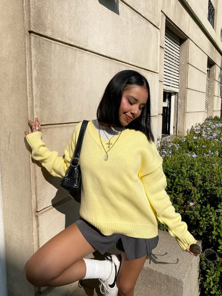 

Fashion Yellow Knitted V-neck Pullover Women Chic Full Sleeve Pleat Patchwork Solid Loose Tops Autumn Lady High Street Outerwear