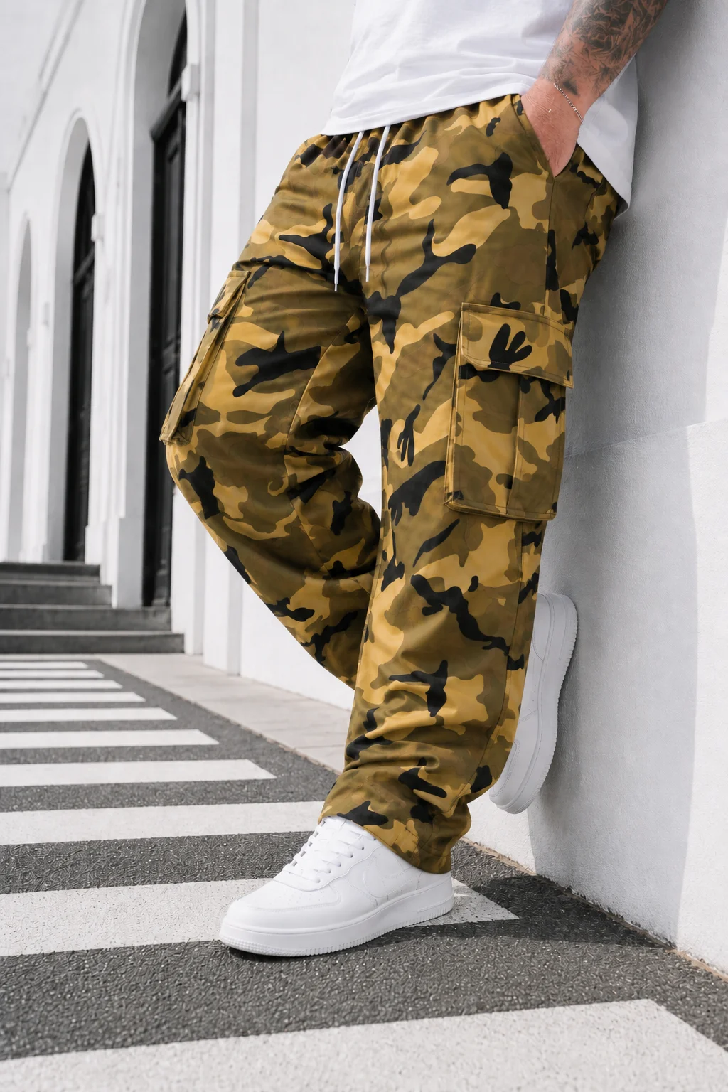 plus Size Men's Camouflage Work Pants with Foldover Pockets And Adjustable Waist Cord for Casual Wear Comfortable Design for Dai view 5