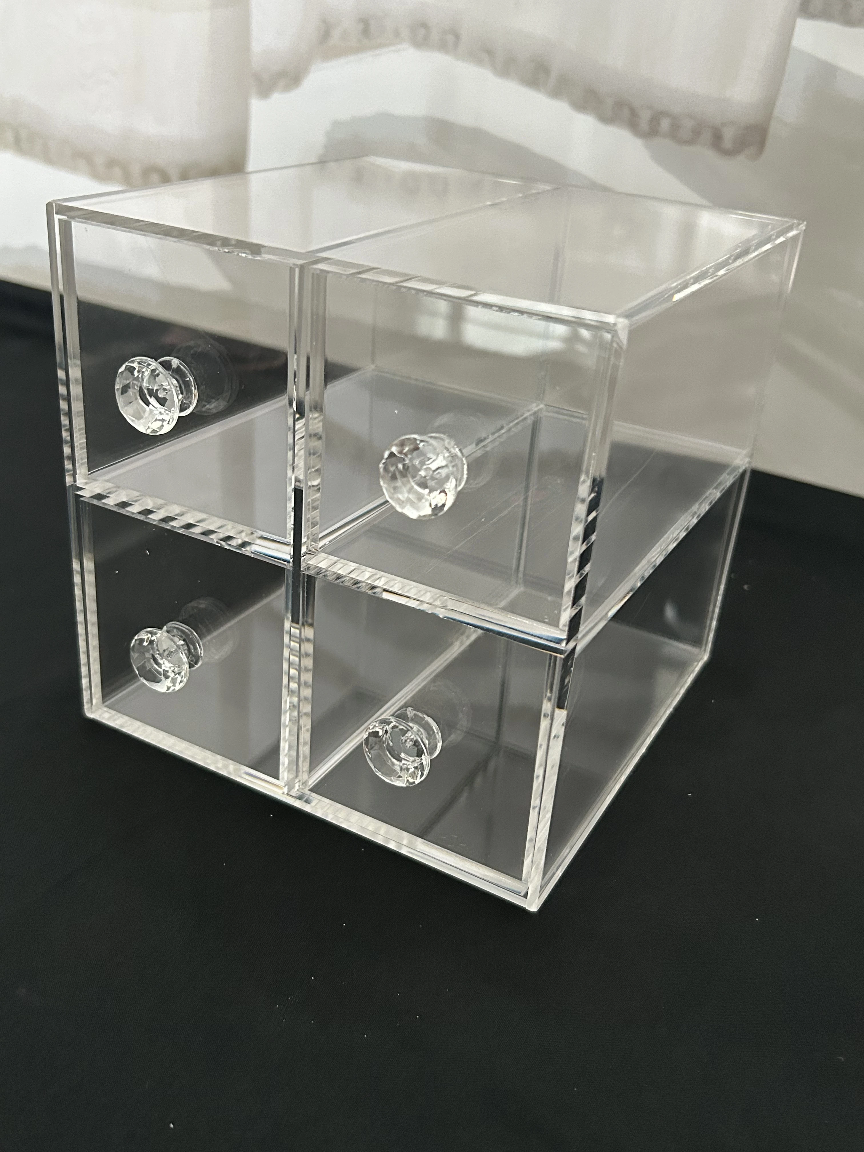 Acrylic Makeup Organizer Countertop Cosmetics Storage Display Case for Jewelry Bathroom Accessories