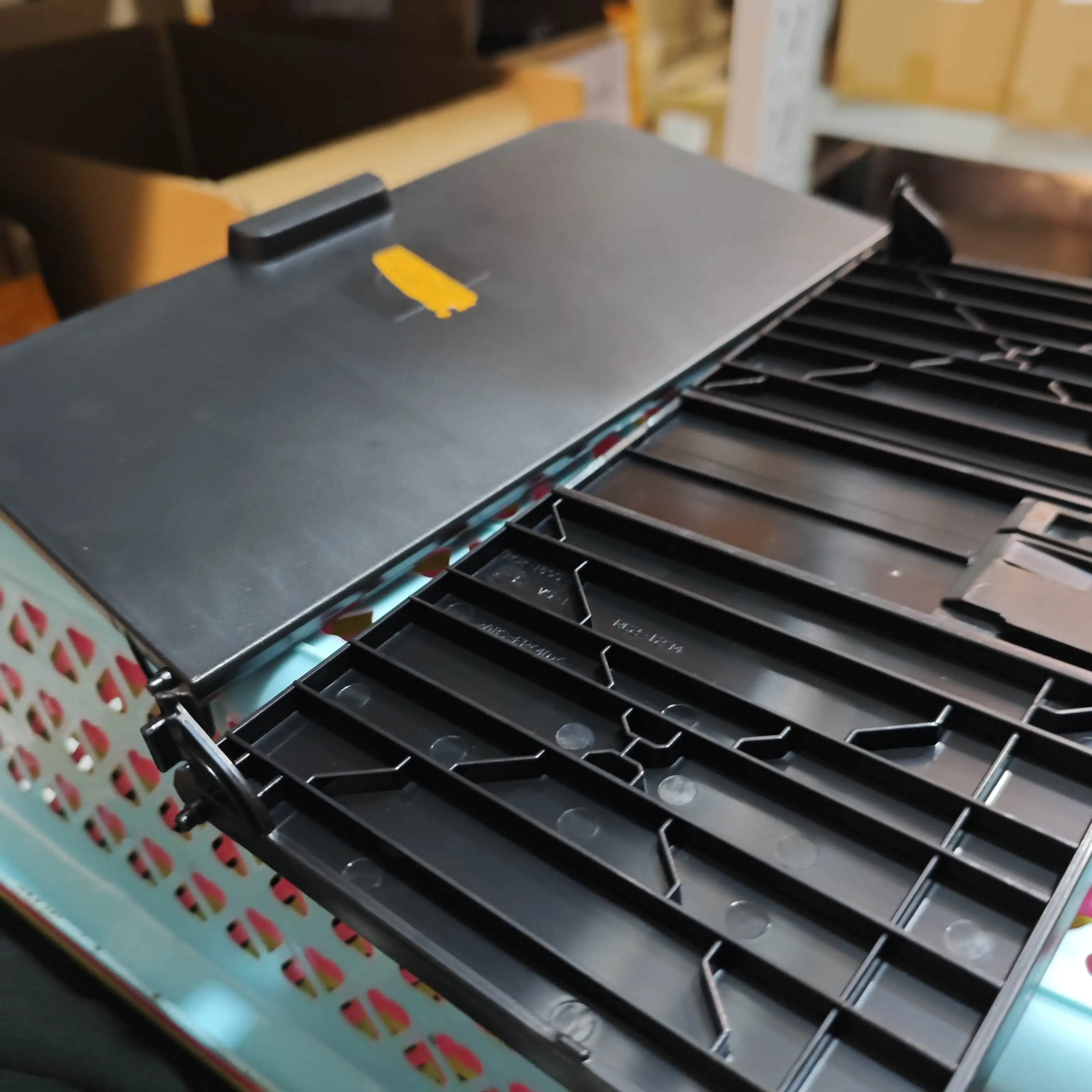 

10PCS RC2-1234 RC2-1211 PAPER DELIVERY TRAY ASSEMBLY for HP P1005 P1006 P1007 P1008 P1102 P1102w P1106 P1108 1102W