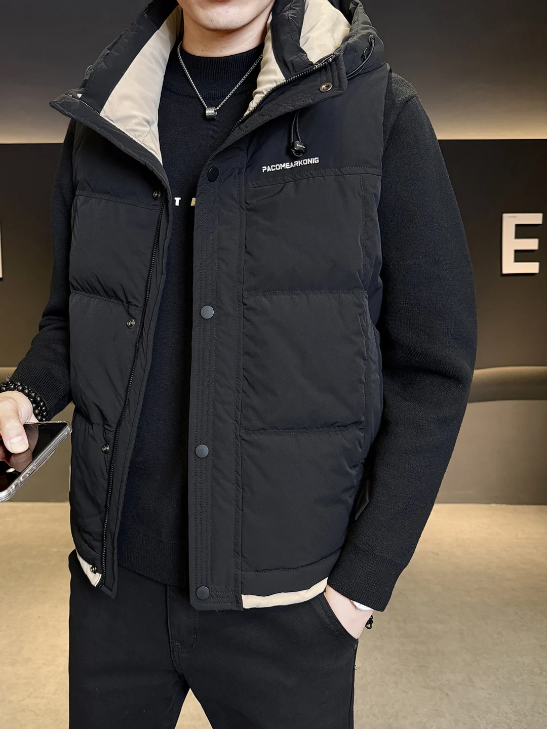 

Sli American Spor ort Hooded down Vest Men's Autumn Winter Outerwear Faionable oulder Pad Du down Jaet