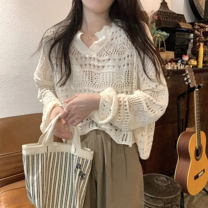 

2026 Summer Hollow Knitted Women's Blouse with A Small Shirt High Waist Short Sweater Long Sleeve Top