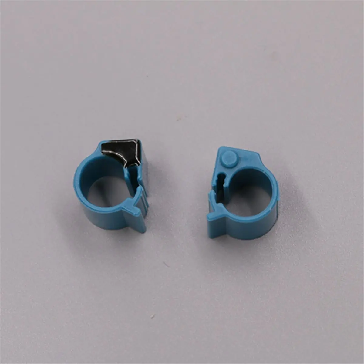 20pcs Pigeon Foot Ring Buckle Type ID Electronic Tag TK4100 Card RFID Animal Foot Ring Poultry Foot Ring,Pigeons Control