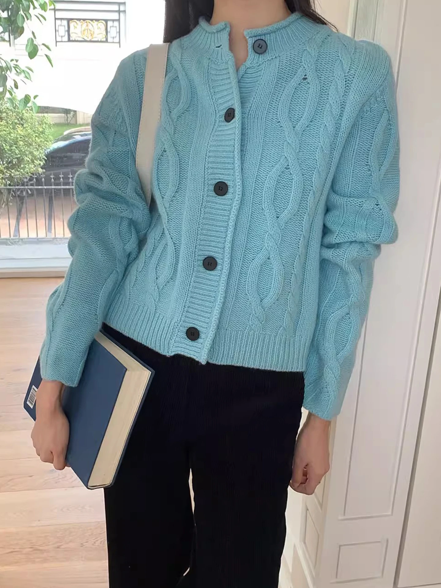 

Korean Chic Autumn Retro Single Breasted Fried Dough Twists Versatile Long Sleeved Knitwear Sweater Coat Women