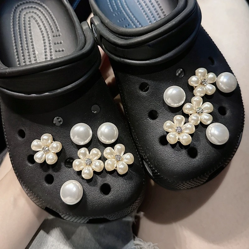 12pcs Pearl Design Shoe Charms Set with Detachable Flower Buckle Metal Garden Shoes Accessory Fashion Holiday Gift Idea