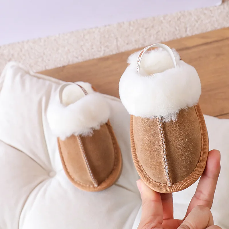 Autumn and Winter Popular Walking Shoes Baby Shoes 0-1 Year Old Warm Shoes Cotton Shoes Casual Soft Soled and Plush Baby Shoes