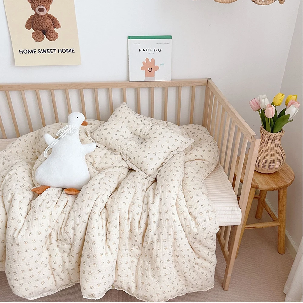 Baby Blanket Gauze Soft Thermal Daisy Baby Crib Comforter Lace Edge Breathable Infant Bedding Large Warm Baby Growth Blanket