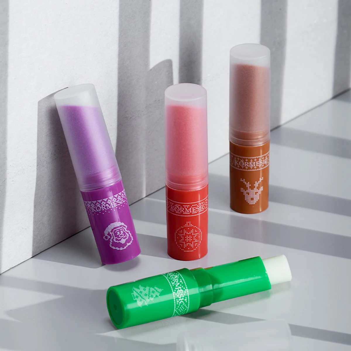 Bálsamo labial com fórmula de planta natural, hidratante, reparação e prevenção de rachaduras, base de batom sem manchas, presente de natal