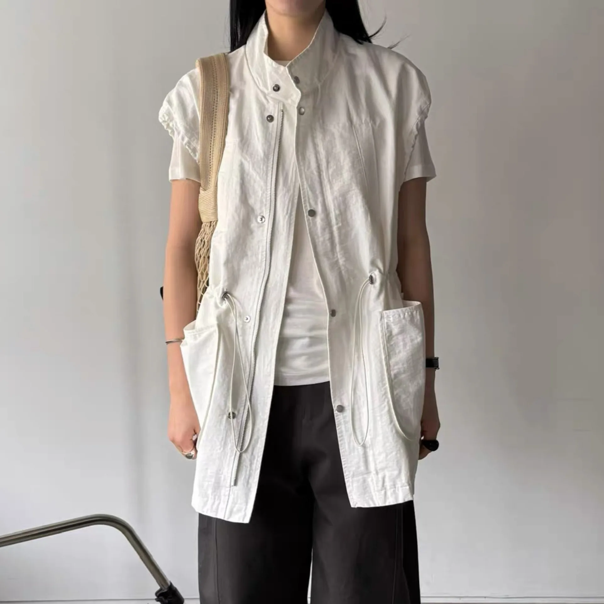 

SuperAen Spring and Summer 2025 New Casual Stand-up Collar Covered Button Drawstring Waist Sleeveless Vest Korean Style Coats