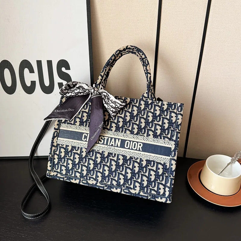 

Luxury Designer Large Capacity Tote Bag Women Hand-stitched Detail Shopper Work Bag Shoulder Handbag New