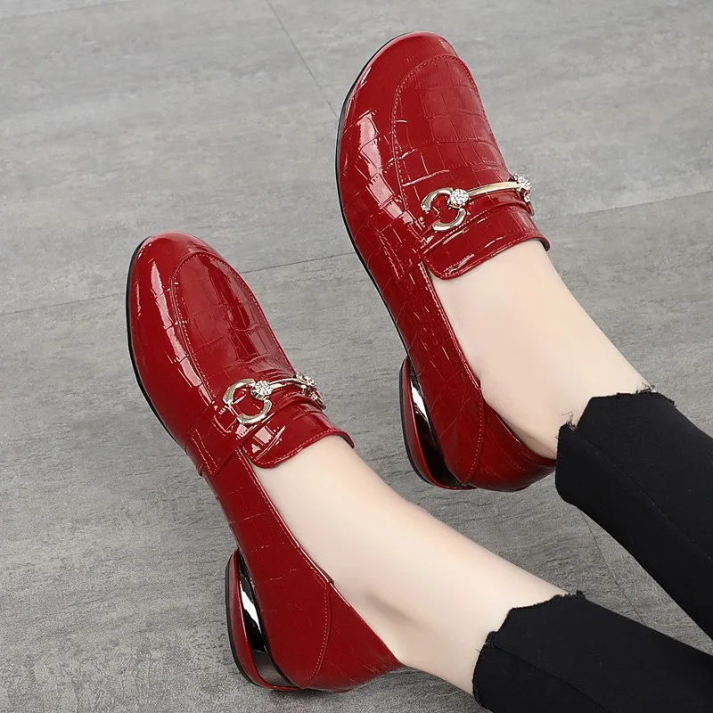 

2025 Hot Seller's Women's Leather Shoes, Thick-soled Platform Mary Jane Single Shoes, Autumn and Winter Versatile Loafers