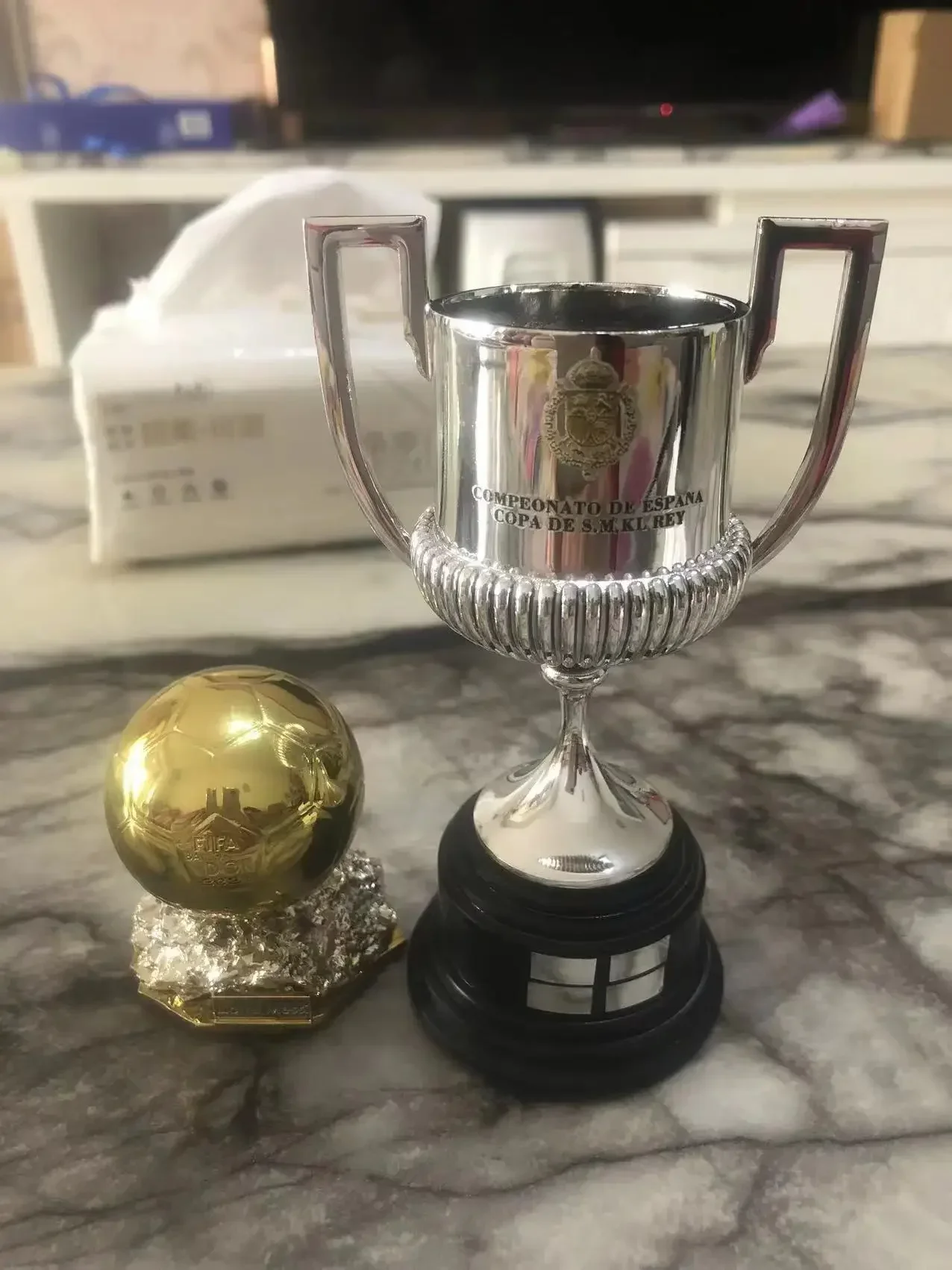 Imagem -02 - Troféu da Taça do Rei da Espanha Lembranças de Futebol Altura 12 cm