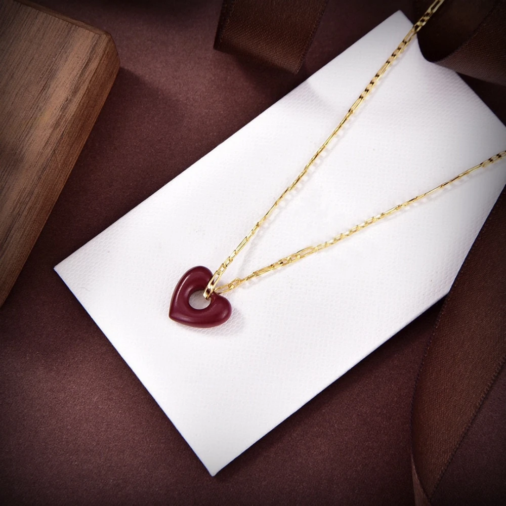 2024 Hot Selling Hollow Heart Necklace Retro Color Matching Small Beautiful Exquisite Daily Wear High-Grade Gifts