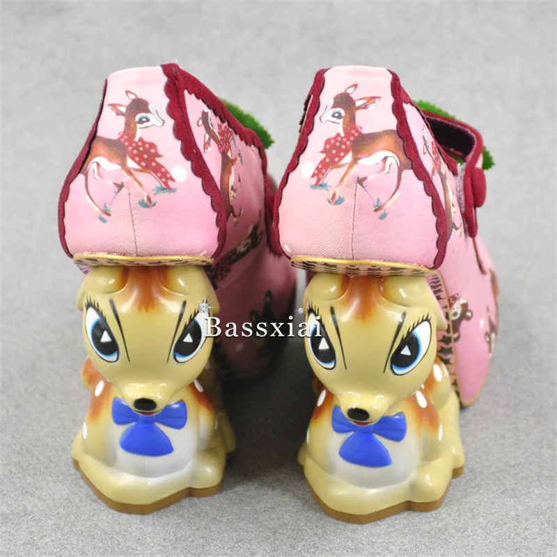 Women's Deer Heel Pumps with Buckle Belt - Round Toe Party Shoes